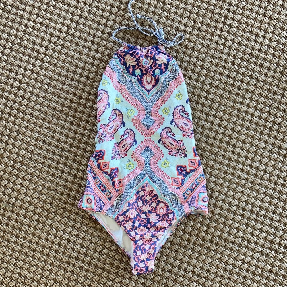 Billabong Bathing Suite Halter